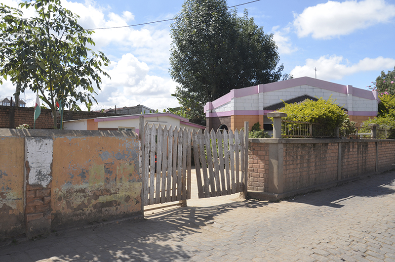 			image4
	